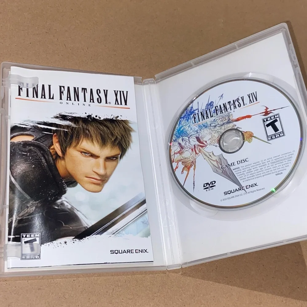 2010 FINAL FANTASY XIV PC DVD ROM Online Square Enix Game